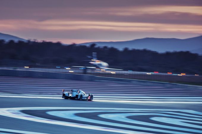 Porsche en haar junior zijn heer en meester in Paul Ricard + UITSLAG